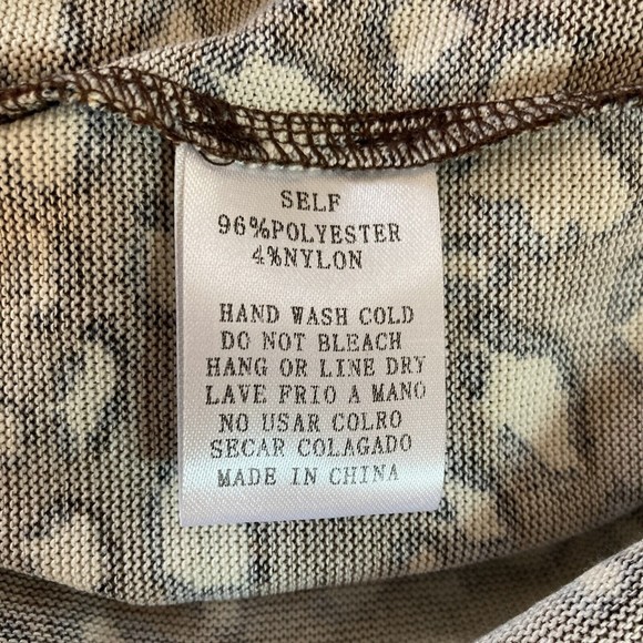 Kye Mi Animal Print Cardigan Light Brown Tan Knit NWT - Women’s Size Large - Picture 8 of 8